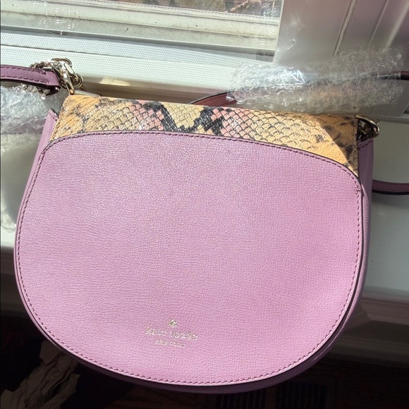 ⭐️Rare⭐️ Kate Spade Stylish Snake Print Crossbody Bag - Purple and Tan - Picture 10 of 16